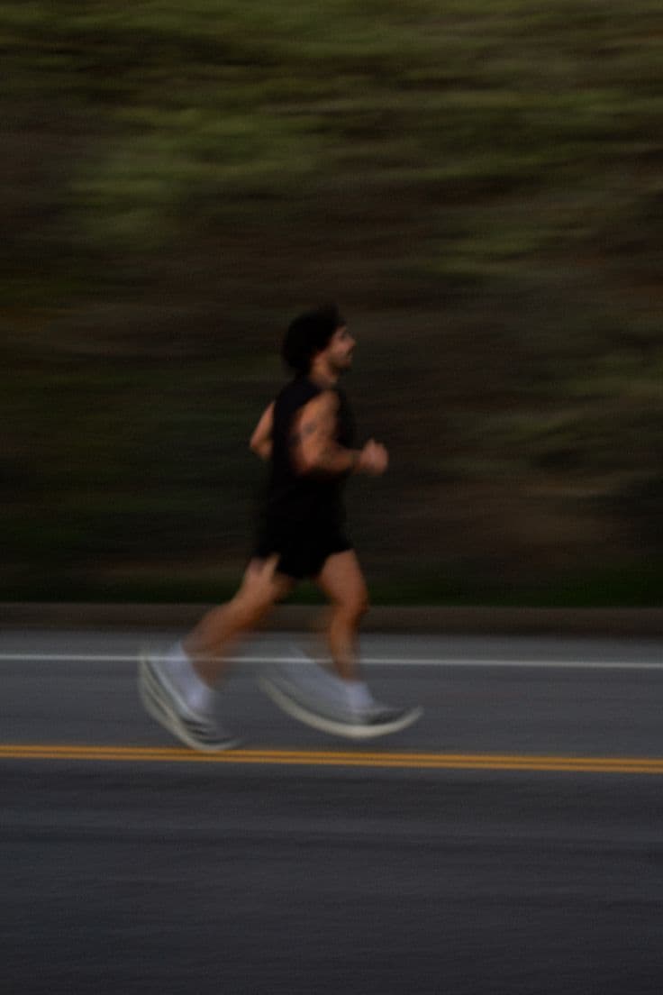 Coureur qui traverse le mur du 30e kilomètre lors d'un marathon